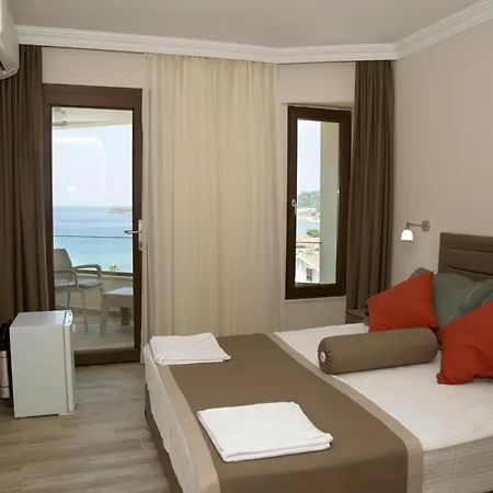 Yasemin Hotel *
